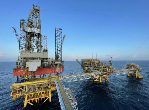 洛克石油馬來西亞公(gōng)司員(yuan)工(gong)訪談錄:“堅守(shou)初心、擁抱變化”——洛克石油馬來西亞公(gōng)司員(yuan)工(gong)訪談錄