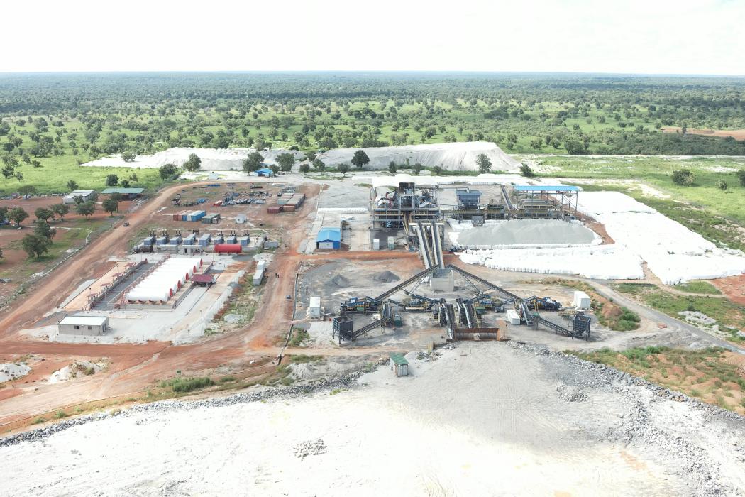 布谷尼锂礦舉行投(tou)産(chan)儀式(shi) 馬裏總統戈伊塔出席并揭幕